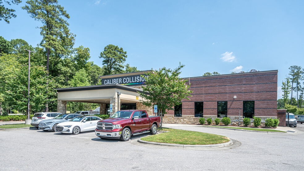 1290 Pine Plaza Dr, Apex, NC for sale - Building Photo - Image 3 of 9