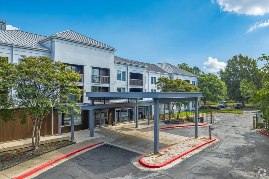 3076 Kirby Pky, Memphis, TN for sale - Building Photo - Image 1 of 30