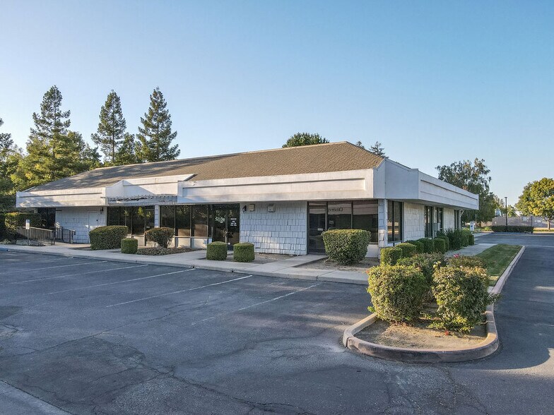 138 Regis St, Turlock, CA à louer - Photo du bâtiment - Image 3 de 33