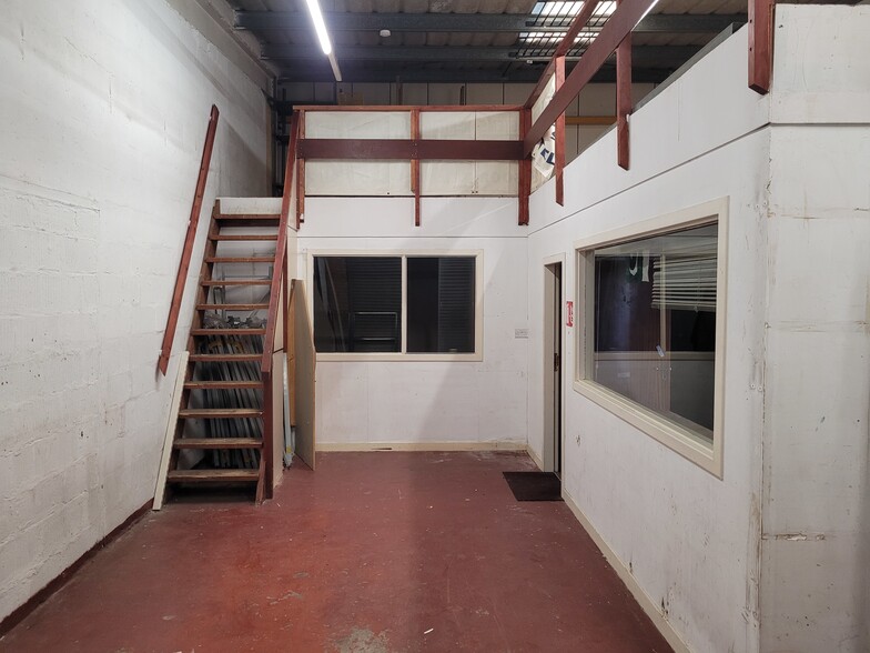 490-520 Calder St, Glasgow for lease - Building Photo - Image 3 of 4