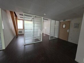 29 Avenue Jules Valles, Savigny-le-Temple for sale Interior Photo- Image 2 of 5