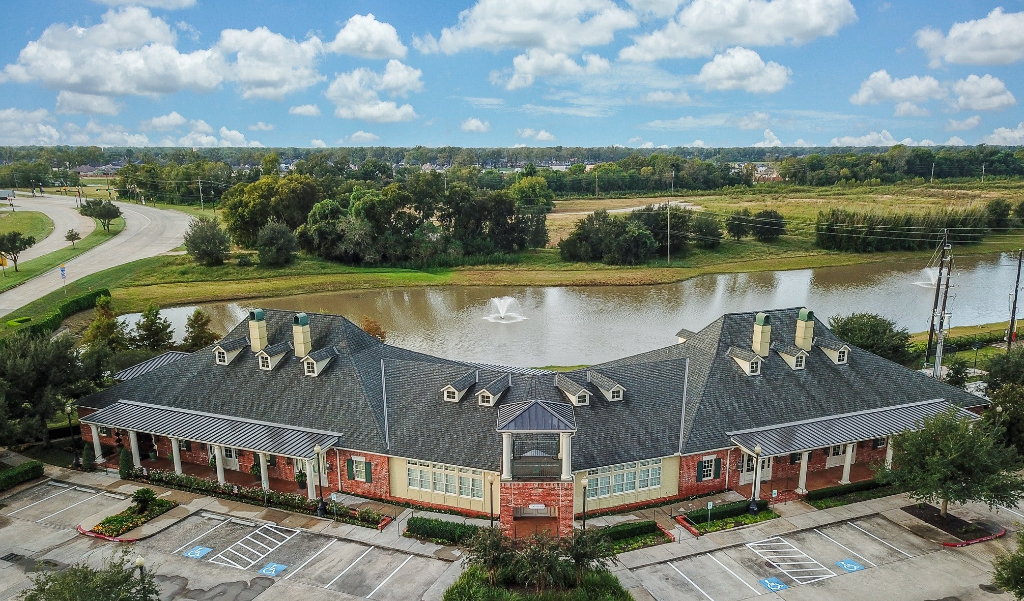 5777 Sienna Pky, Missouri City, TX for lease Interior Photo- Image 1 of 3