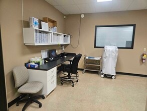 535 Fortune Dr, Papillion, NE à louer Photo intérieure- Image 2 de 5