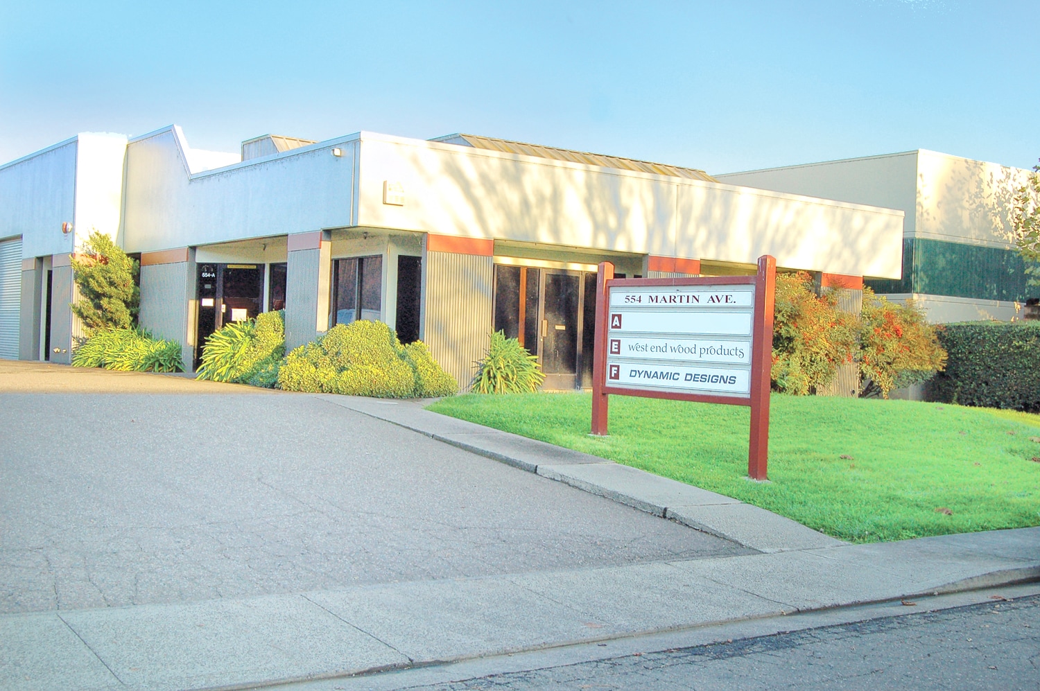 554 Martin Ave, Rohnert Park, CA for lease Building Photo- Image 1 of 14