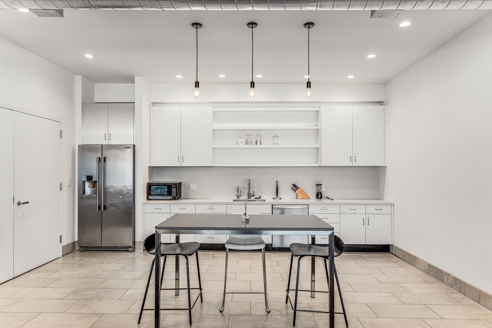 325 5th St, San Francisco, CA for lease Interior Photo- Image 1 of 8