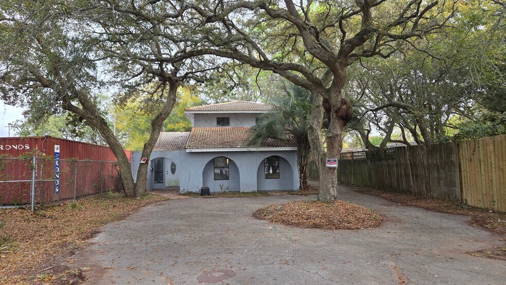 466 E Miracle Strip Pky, Mary Esther, FL à vendre - Photo du bâtiment - Image 2 de 17