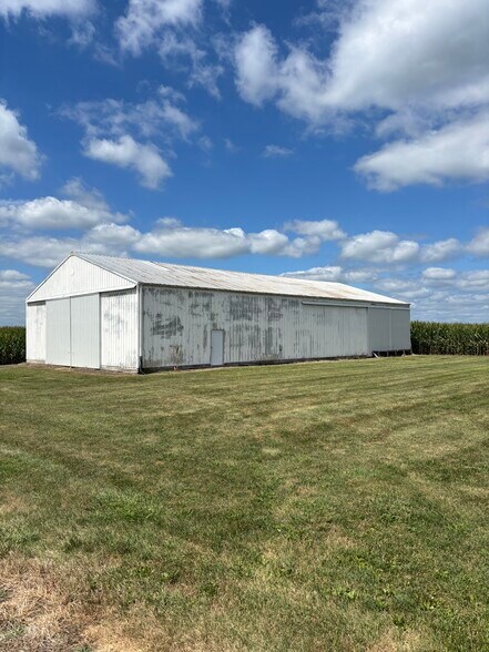 1028 3200 North Road, Mansfield, IL for sale - Building Photo - Image 2 of 9