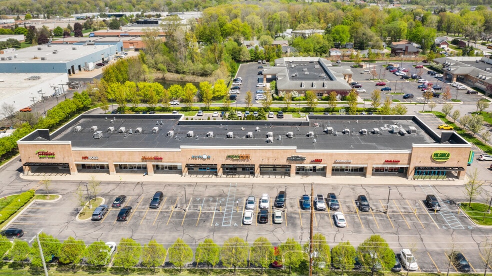 2881-2949 Crooks Rd, Rochester Hills, MI for lease - Aerial - Image 3 of 3
