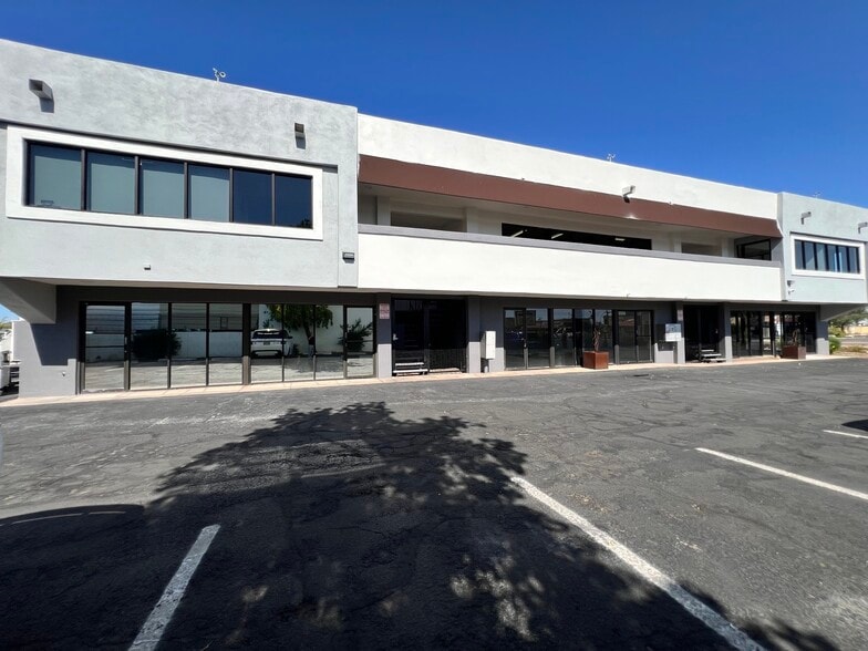2841 E Bell Rd, Phoenix, AZ for lease - Building Photo - Image 2 of 8