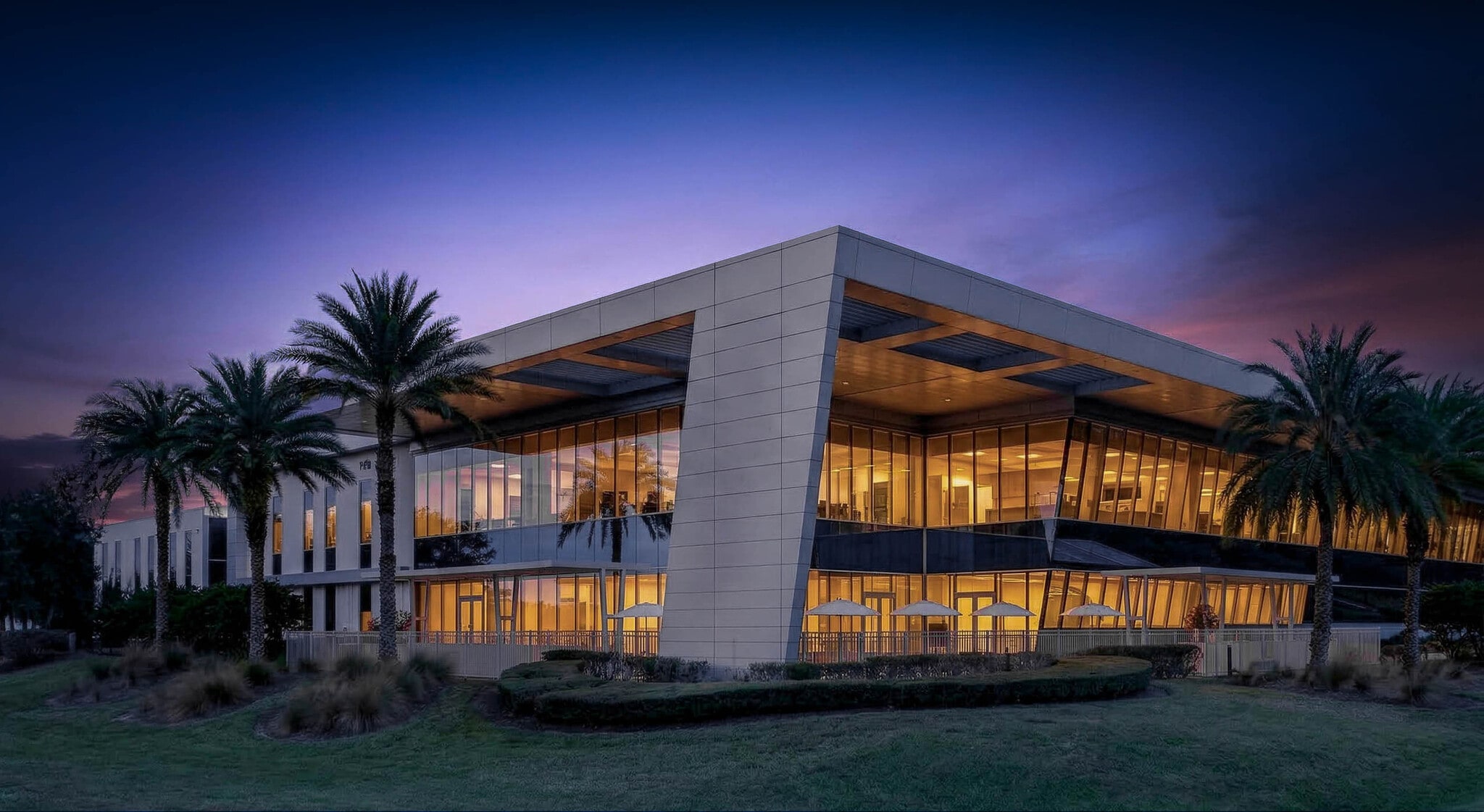 9395 S John Young Pky, Orlando, FL for lease Building Photo- Image 1 of 23