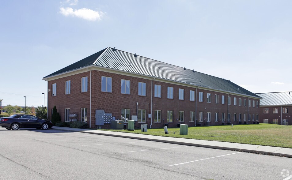 8579-8589 S Mason Montgomery Rd, Mason, OH à louer - Photo du bâtiment - Image 2 de 59
