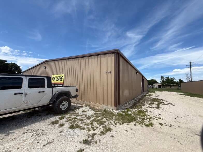 1814 N Access Rd, Clyde, TX à louer - Photo du bâtiment - Image 2 de 9