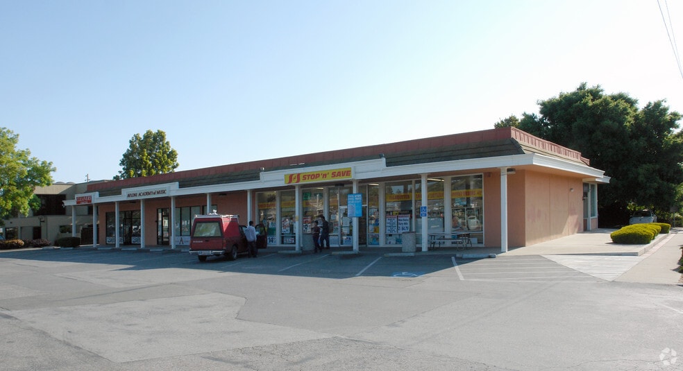 12300-12306 Saratoga Sunnyvale Rd, Saratoga, CA for lease - Building Photo - Image 1 of 11
