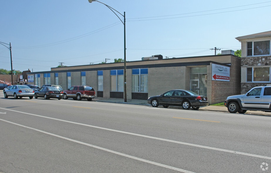 5660 N Elston Ave, Chicago, IL for sale - Building Photo - Image 3 of 3