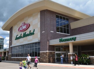 Plus de détails pour 3875 Massillon Rd, Uniontown, OH - Commerce de détail à louer