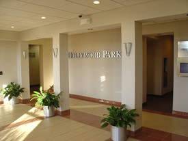 Hollywood Park - Loft