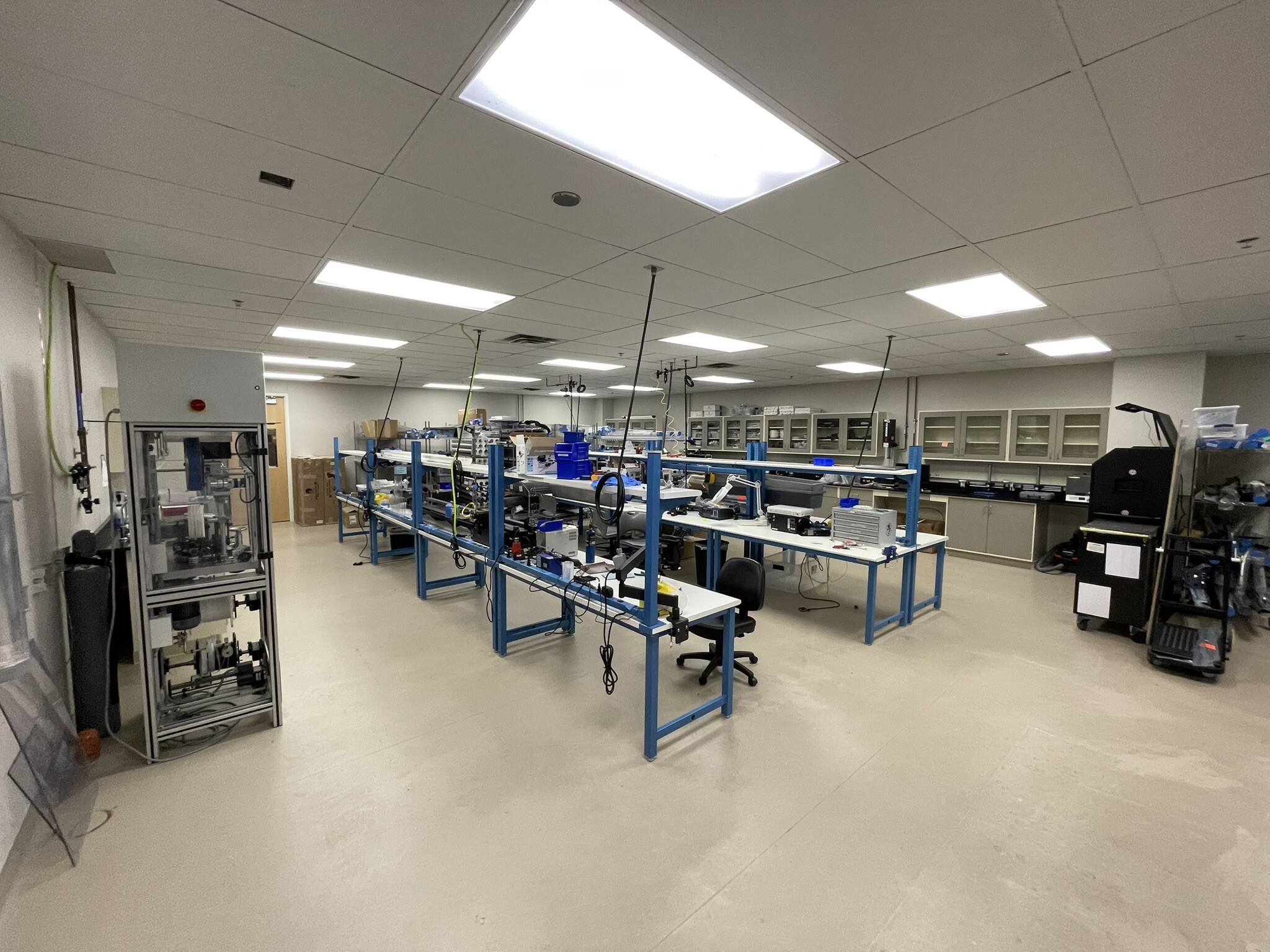 9401-9443 Science Center Dr, New Hope, MN à louer Photo intérieure- Image 1 de 11