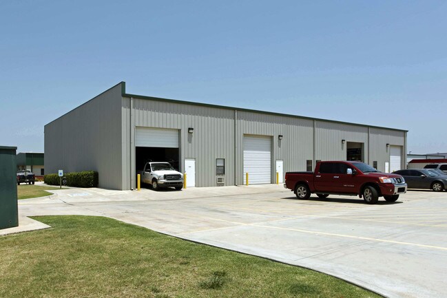 More details for 3343-3359 Deskin Dr, Norman, OK - Industrial for Lease