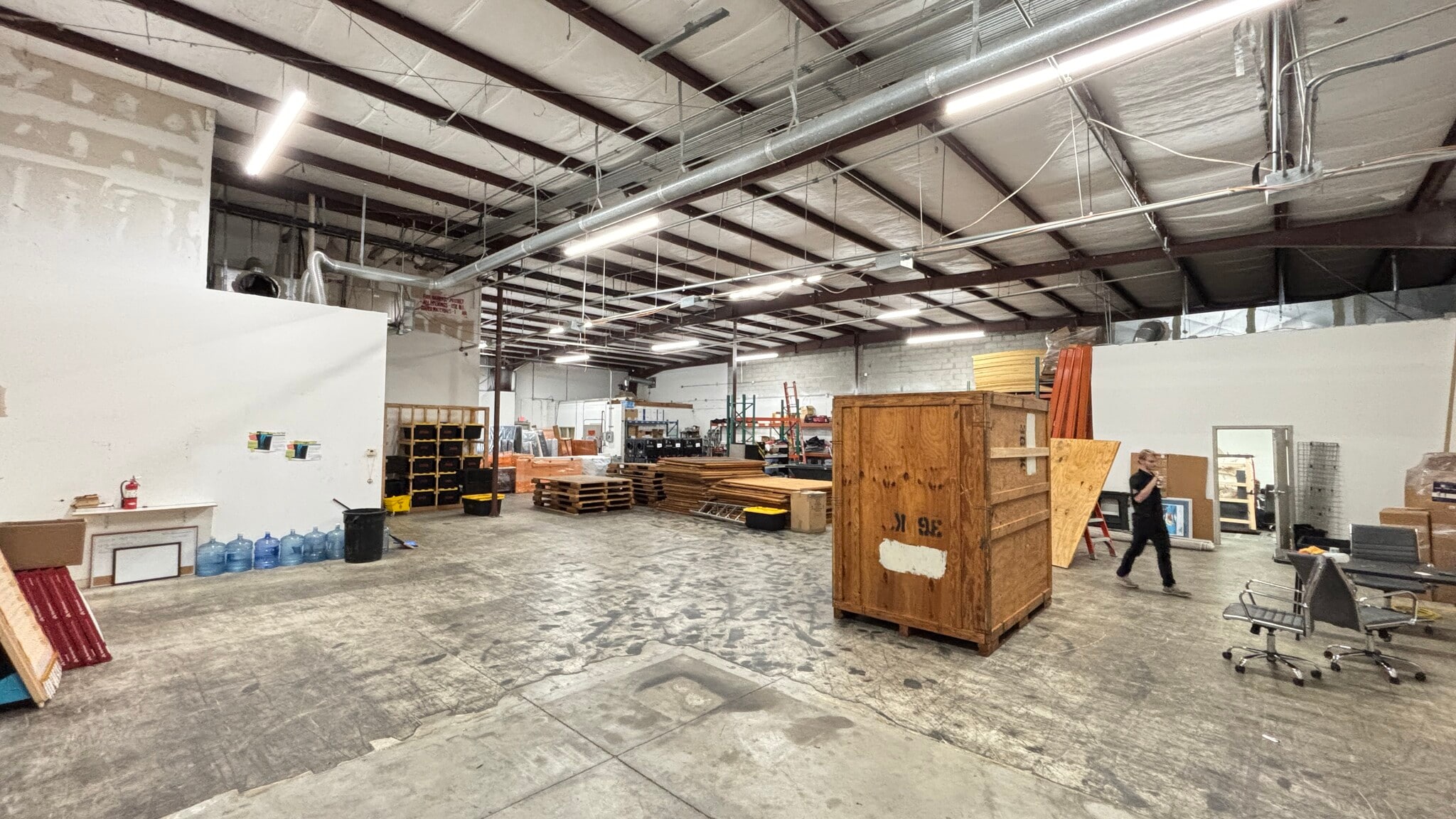 14230 Jetport Loop W, Fort Myers, FL for lease Interior Photo- Image 1 of 6