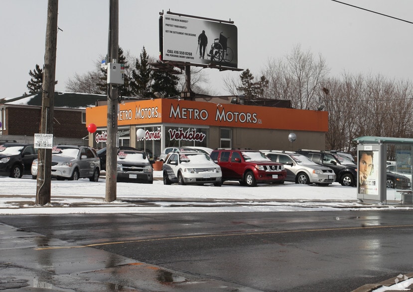 2310 Sheppard Ave W, Toronto, ON for sale - Building Photo - Image 1 of 5