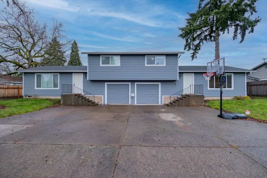 137 Tanglewood Dr, Jefferson, OR for sale - Primary Photo - Image 1 of 16