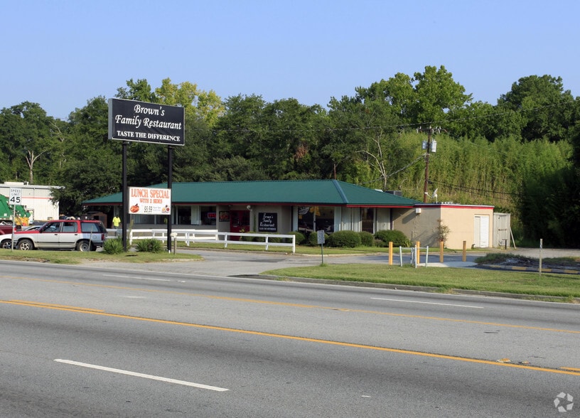 3718 Ogeechee Rd, Savannah, GA for lease - Building Photo - Image 3 of 7