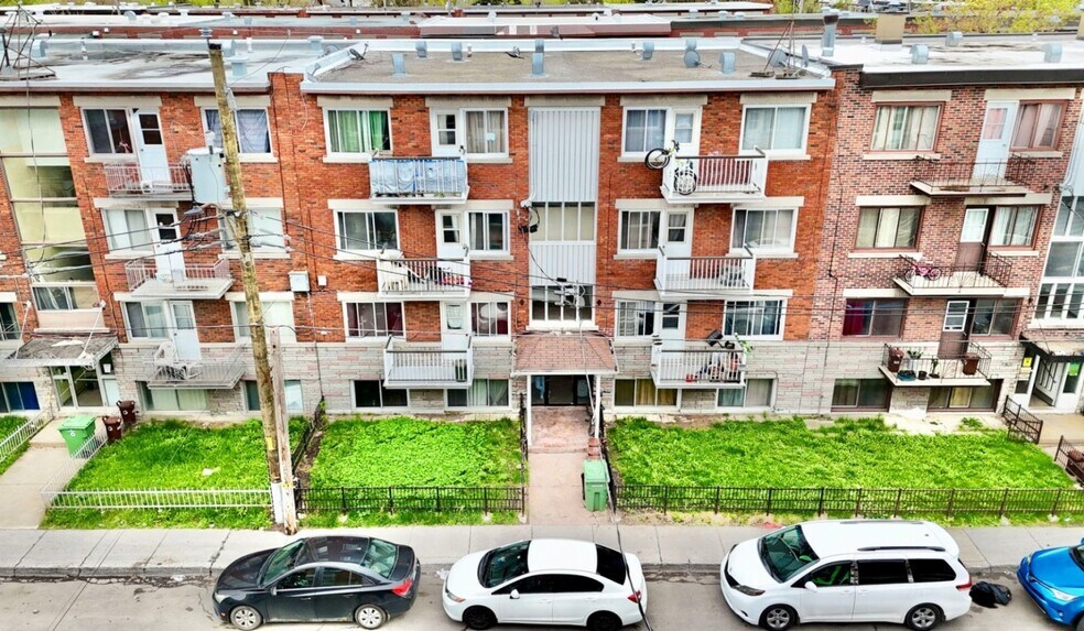 4160 41E Rue, Montréal, QC à vendre - Photo principale - Image 1 de 1