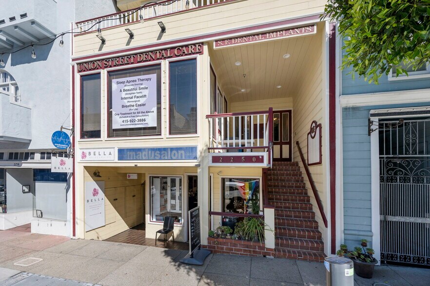 2250 Union St, San Francisco, CA à louer - Photo du bâtiment - Image 3 de 89