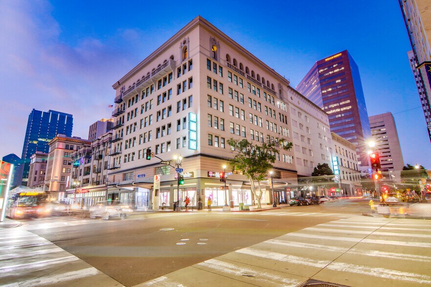 474 Broadway, San Diego, CA à louer - Photo du bâtiment - Image 3 de 6