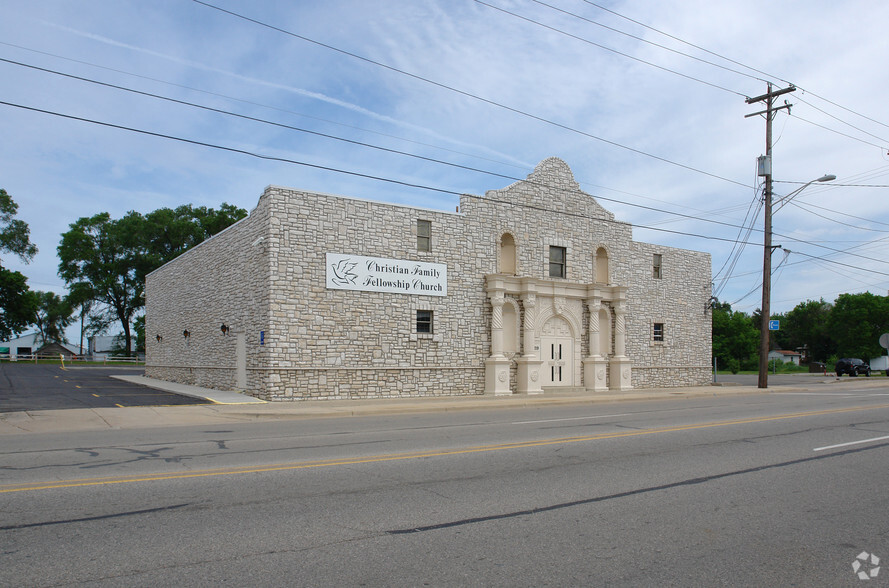 719 E Grand River Ave, Lansing, MI for sale - Primary Photo - Image 1 of 1