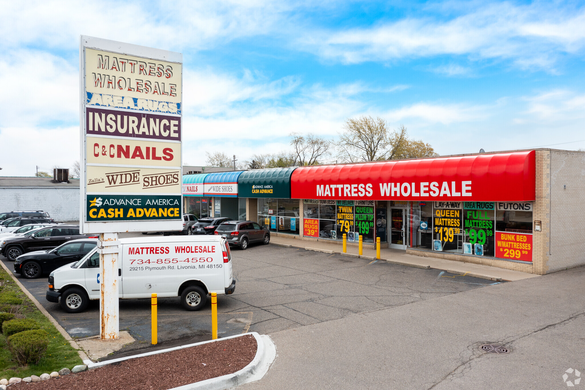 29195-29215 Plymouth Rd, Livonia, MI for lease Building Photo- Image 1 of 5