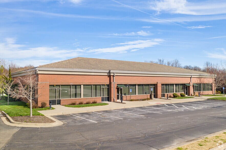 13621 S Mur Len Rd, Olathe, KS for sale - Building Photo - Image 2 of 5