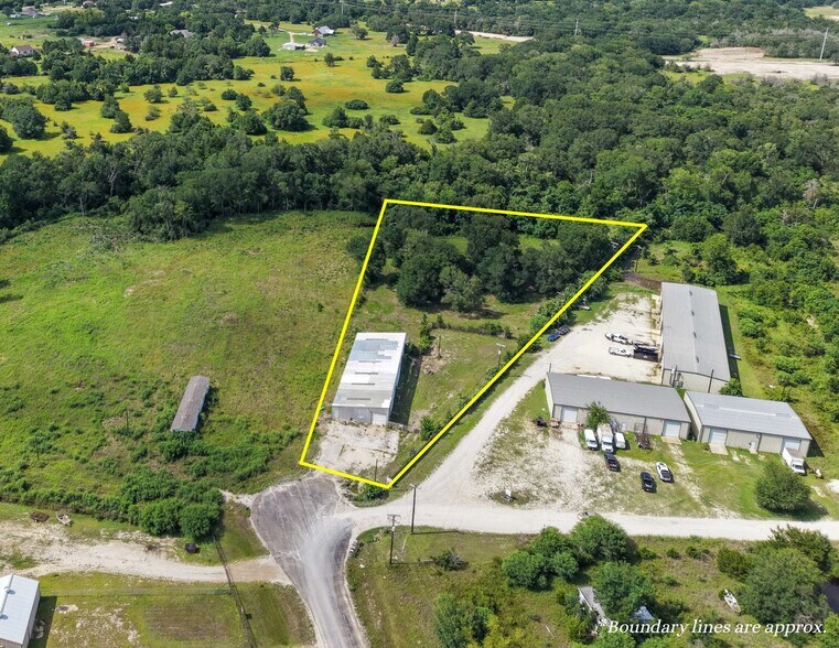 6250 Fourwinds Dr, Bryan, TX à vendre - Photo du bâtiment - Image 1 de 3