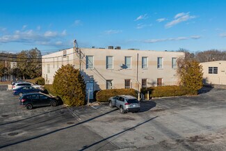 Plus de détails pour 1615 Ninth Ave, Bohemia, NY - Bureau à vendre