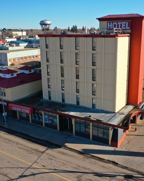 PRAIRIE HOTEL PORTFOLIO portfolio of 4 properties for sale on LoopNet.ca - Building Photo - Image 1 of 20