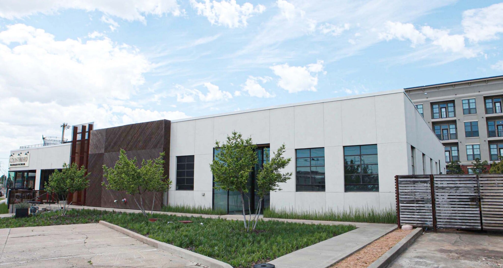 222 S Kenosha Ave, Tulsa, OK à louer Photo du bâtiment- Image 1 de 6