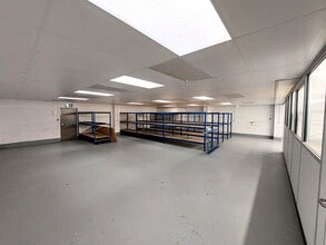 Avening Rd, Nailsworth for lease Interior Photo- Image 1 of 2