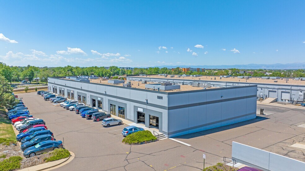 3251 Revere St, Aurora, CO à louer - Photo du bâtiment - Image 1 de 9