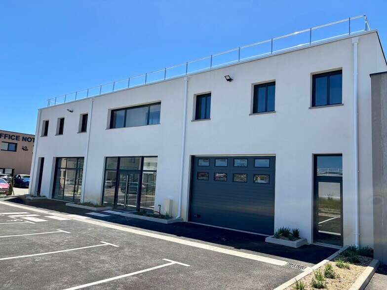 336 Chem. du Chevalier, Saint-Maximin-la-Sainte-Baume à vendre - Photo du bâtiment - Image 2 de 11