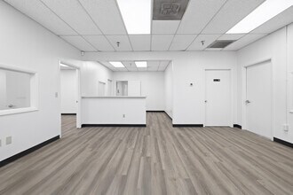 2003-2021 Viscount Row, Orlando, FL for lease Interior Photo- Image 1 of 4