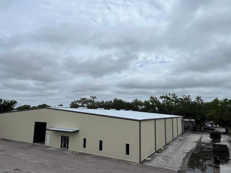 4625 N 122nd Ave, Clearwater, FL à louer - Photo du bâtiment - Image 1 de 15