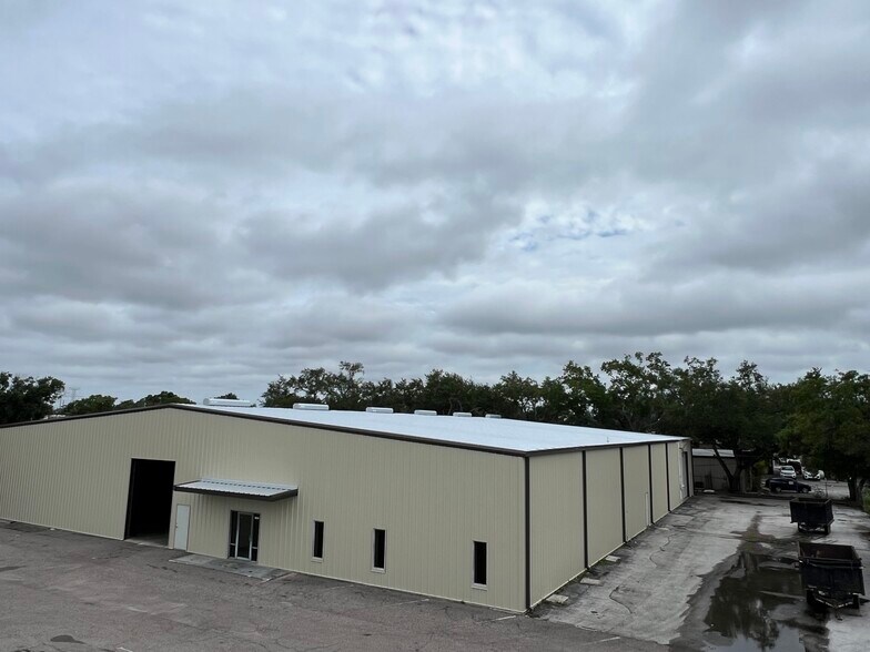 4625 N 122nd Ave, Clearwater, FL à louer - Photo du bâtiment - Image 1 de 15