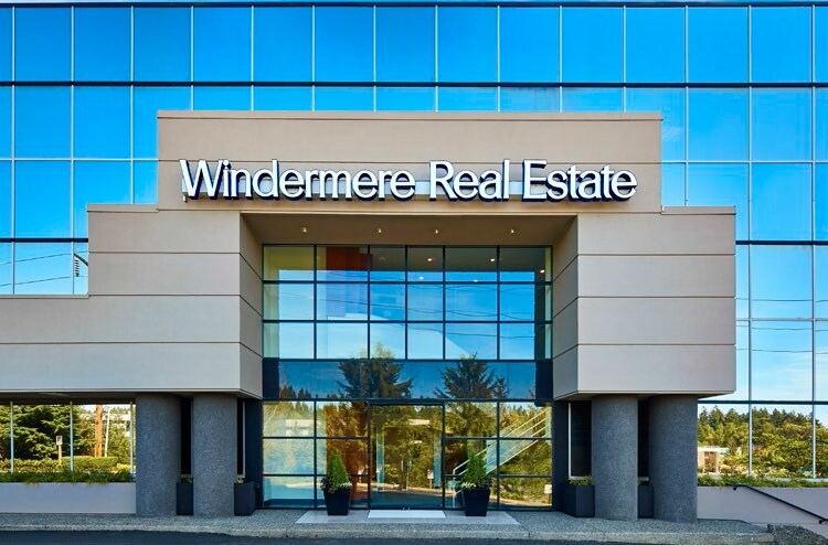 14405 SE 36th St, Bellevue, WA à louer - Photo du bâtiment - Image 2 de 7