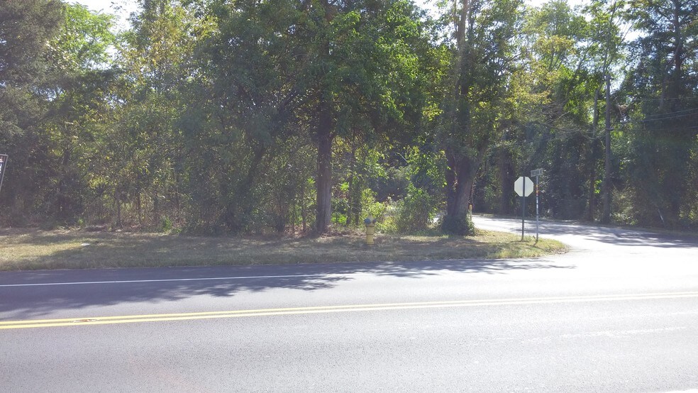 1637 Hurffville Rd, Sewell, NJ for sale - Building Photo - Image 2 of 4