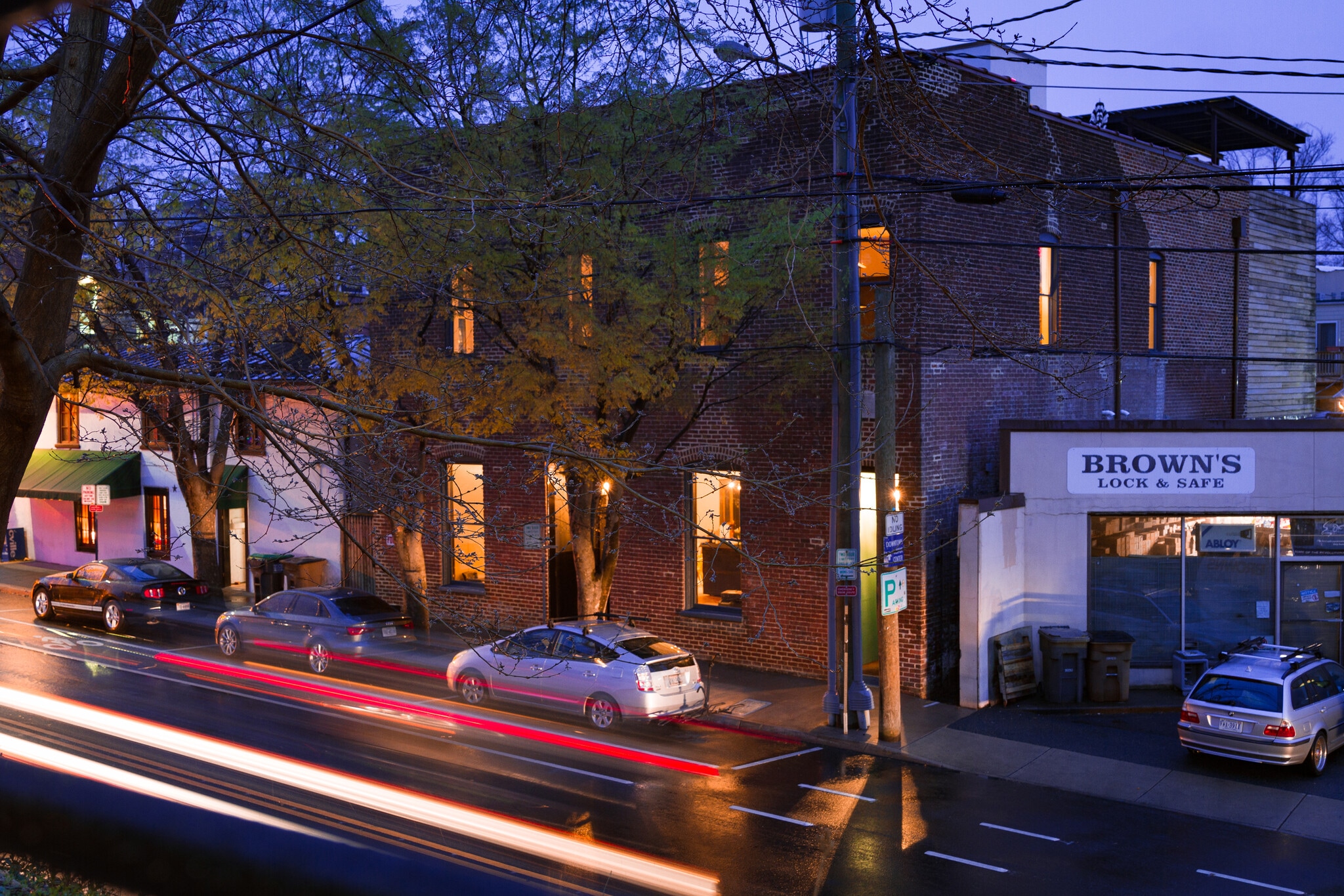 206 W Market St, Charlottesville, VA à vendre Photo principale- Image 1 de 16