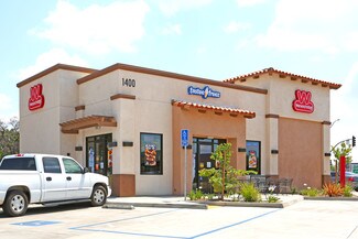 Plus de détails pour 1400 E Noble Ave, Visalia, CA - Commerce de détail à vendre
