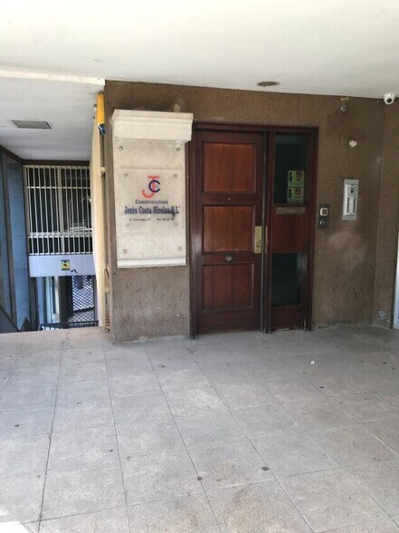 Immeuble residentiel dans Figueres, Gerona à vendre - Photo du bâtiment - Image 2 de 3