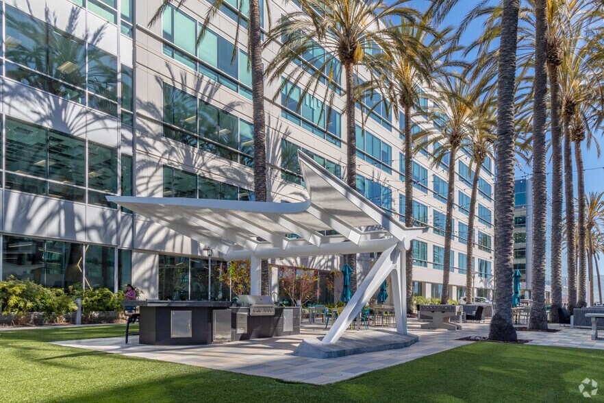6201 America Center Dr, San Jose, CA à louer - Photo du bâtiment - Image 3 de 8