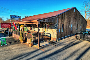 2212 Route 145, East Durham NY - Cuisine commerciale