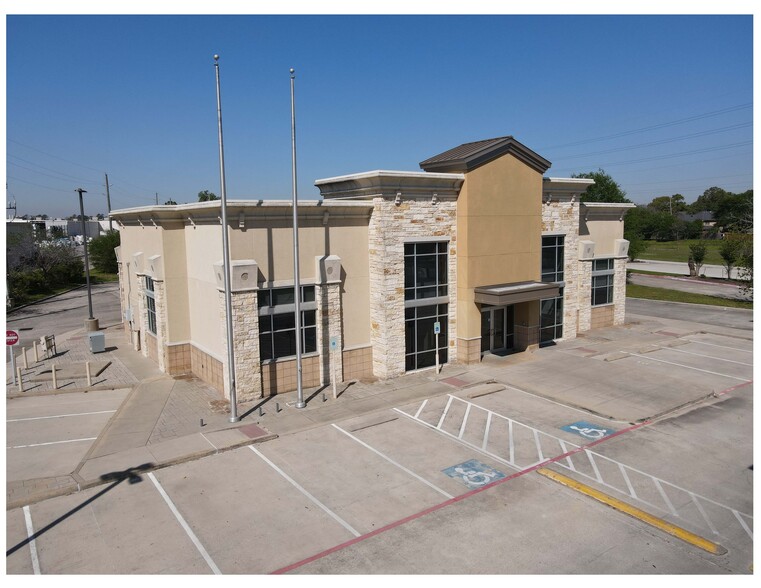 19311 W Lake Houston Pky, Humble, TX for lease - Building Photo - Image 2 of 13